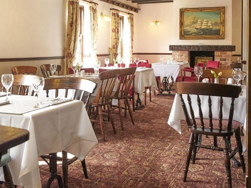 The Old Ship Inn Lowdham 외부 사진
