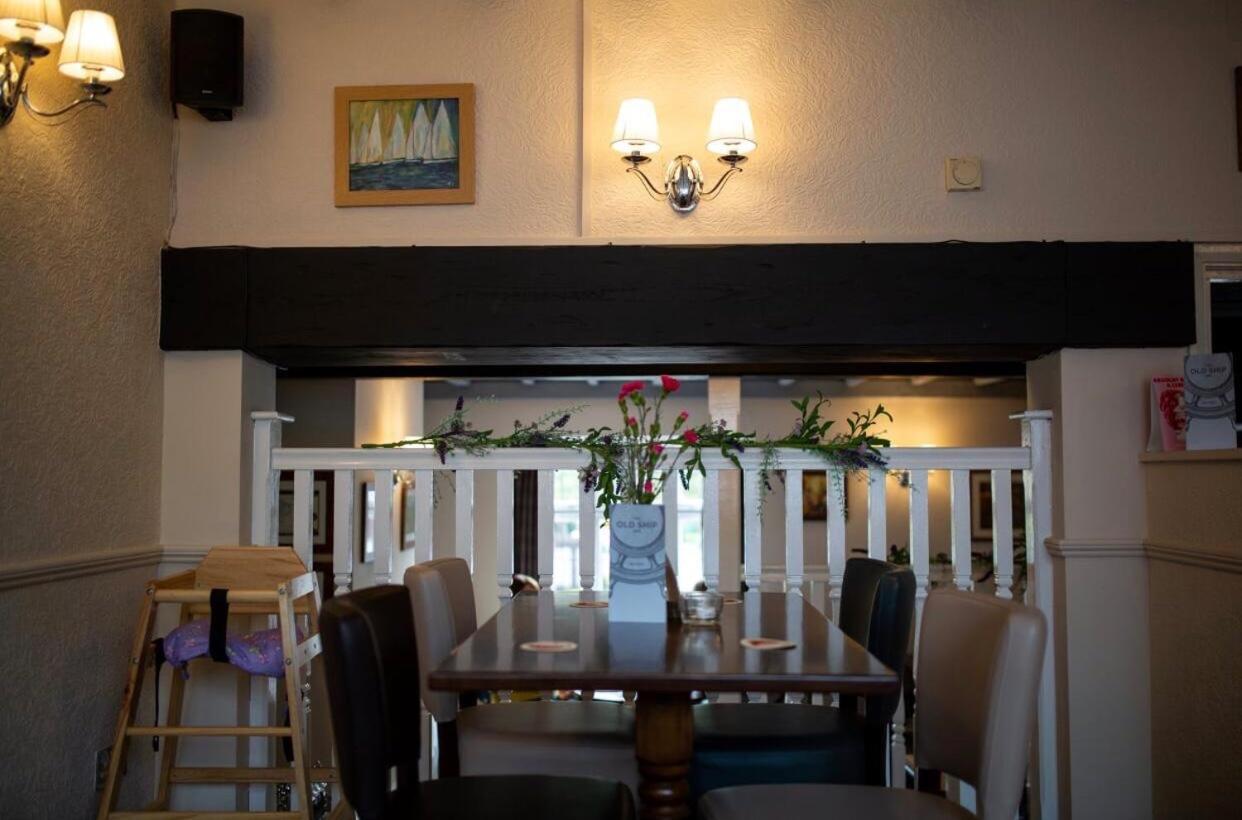 The Old Ship Inn Lowdham 외부 사진